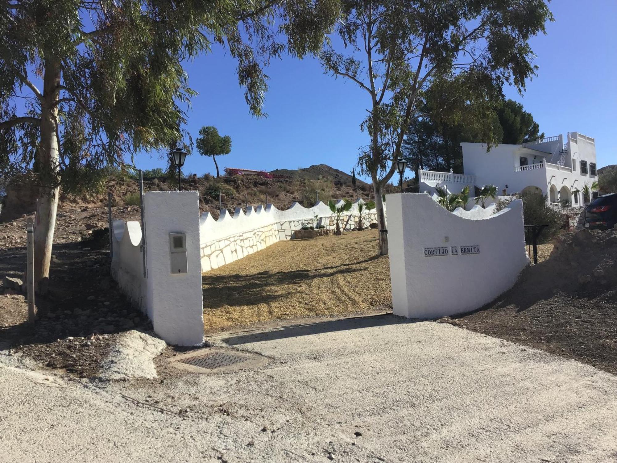 Cortijo Los Corazones Cantoria Exterior foto